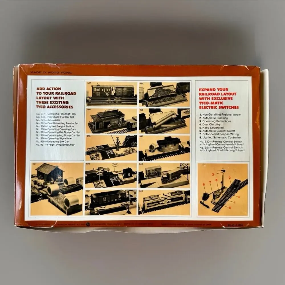 Vintage TYCO HO Scale Operating Crane Car w/ Boom Tender Santa Fe No. 932 Boxed